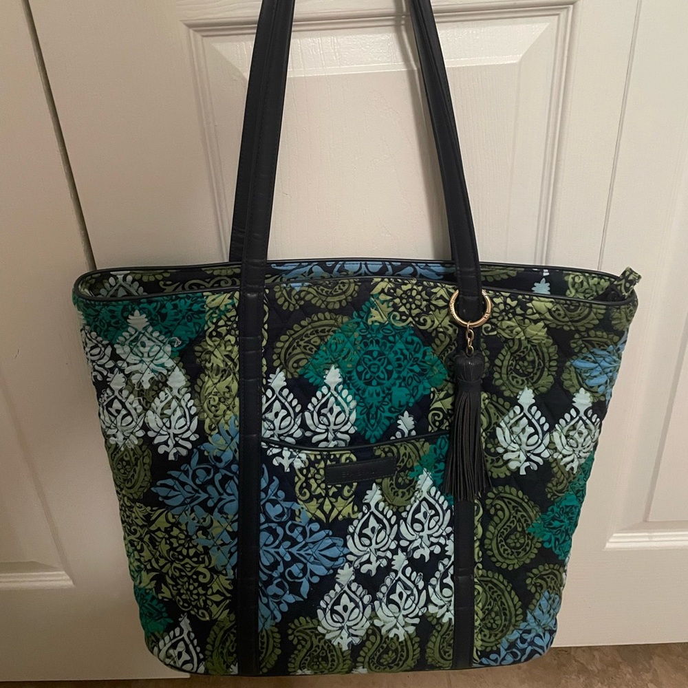 Vera Bradley tote bag